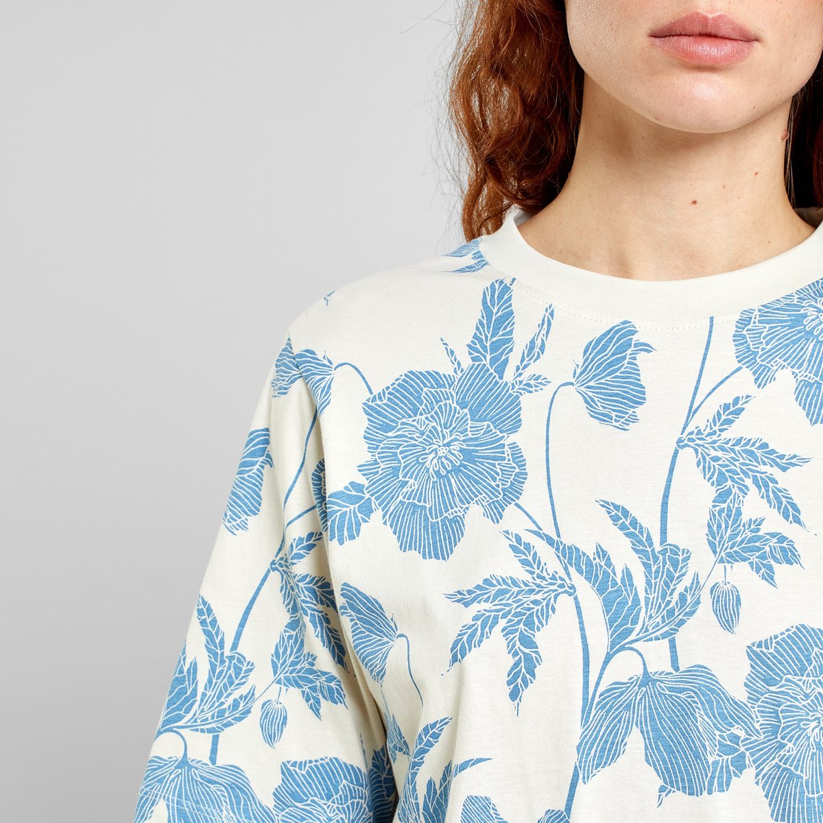 T-shirt Vadstena Duotone Floral Oat White