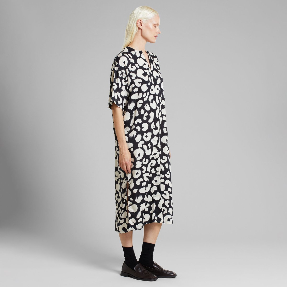 Kaftan Skillinge Painted Leopard Black