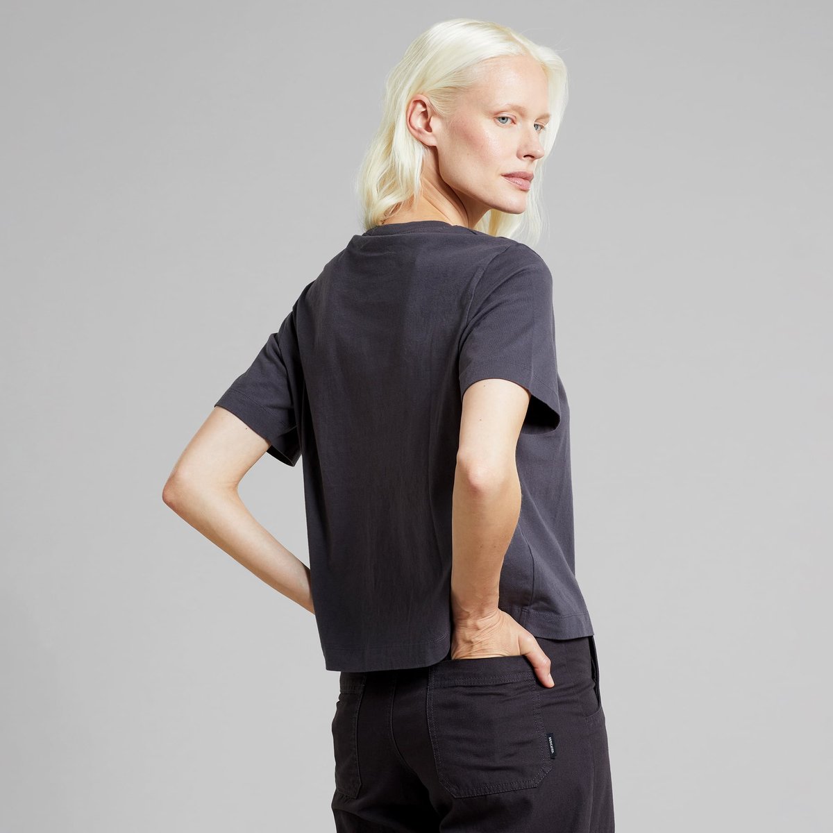 T-shirt Vadstena One Dandelion Charcoal