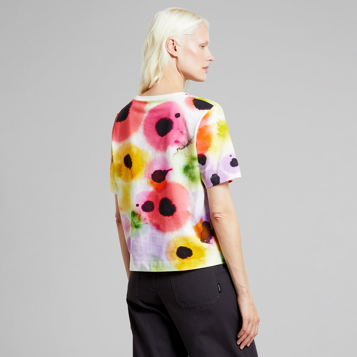 T-shirt Vadstena Abstract Floral Multi Color