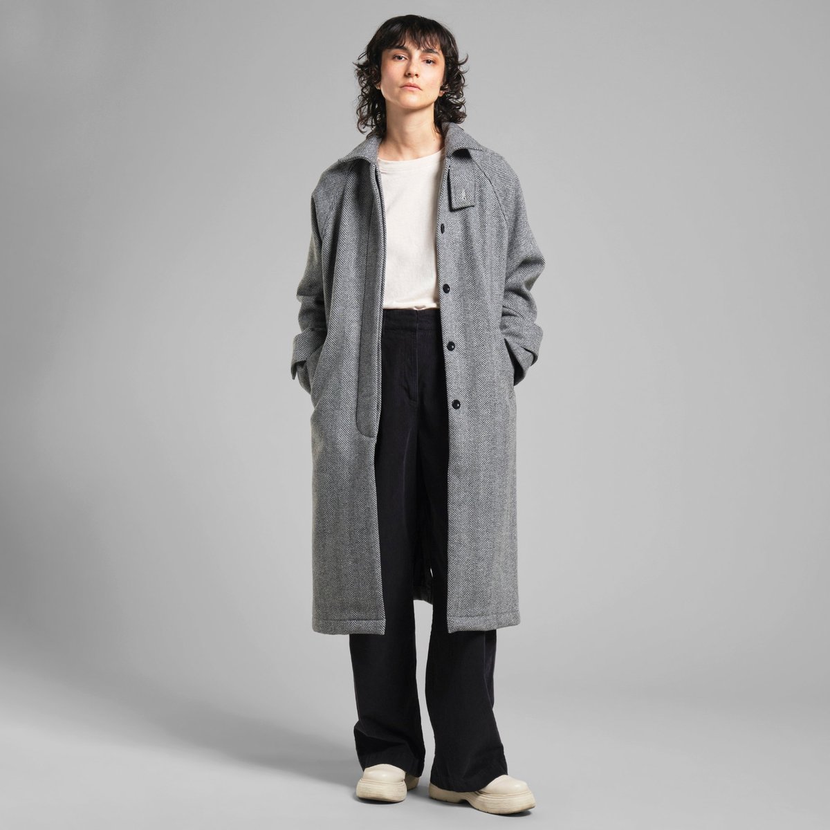 Wool Coat Lofsdalen Herringbone Black