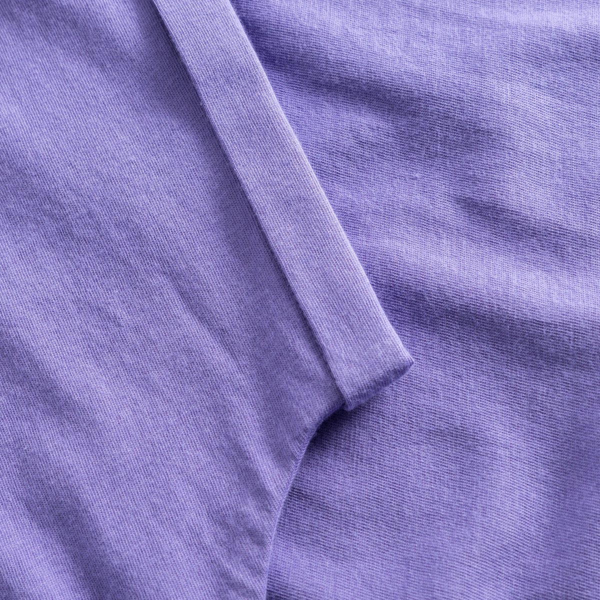 T-shirt Visby Base Paisley Purple