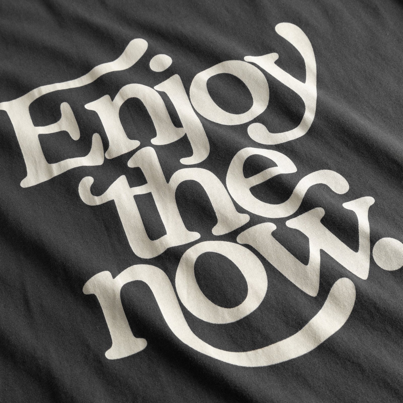 T-shirt Stockholm Enjoy The Now Charcoal