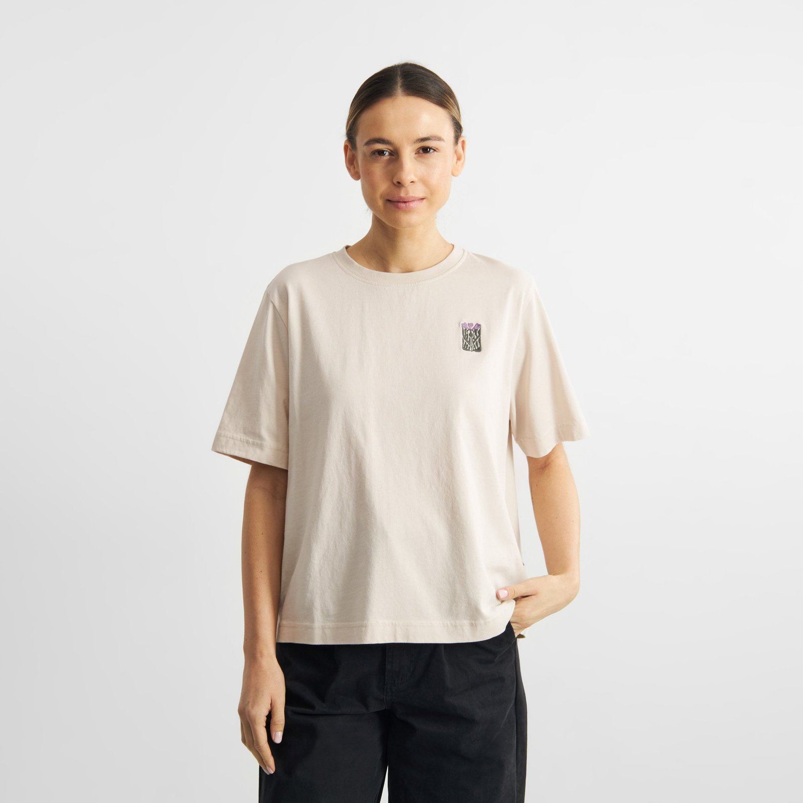 T-shirt Vadstena Thistle EMB Oat White