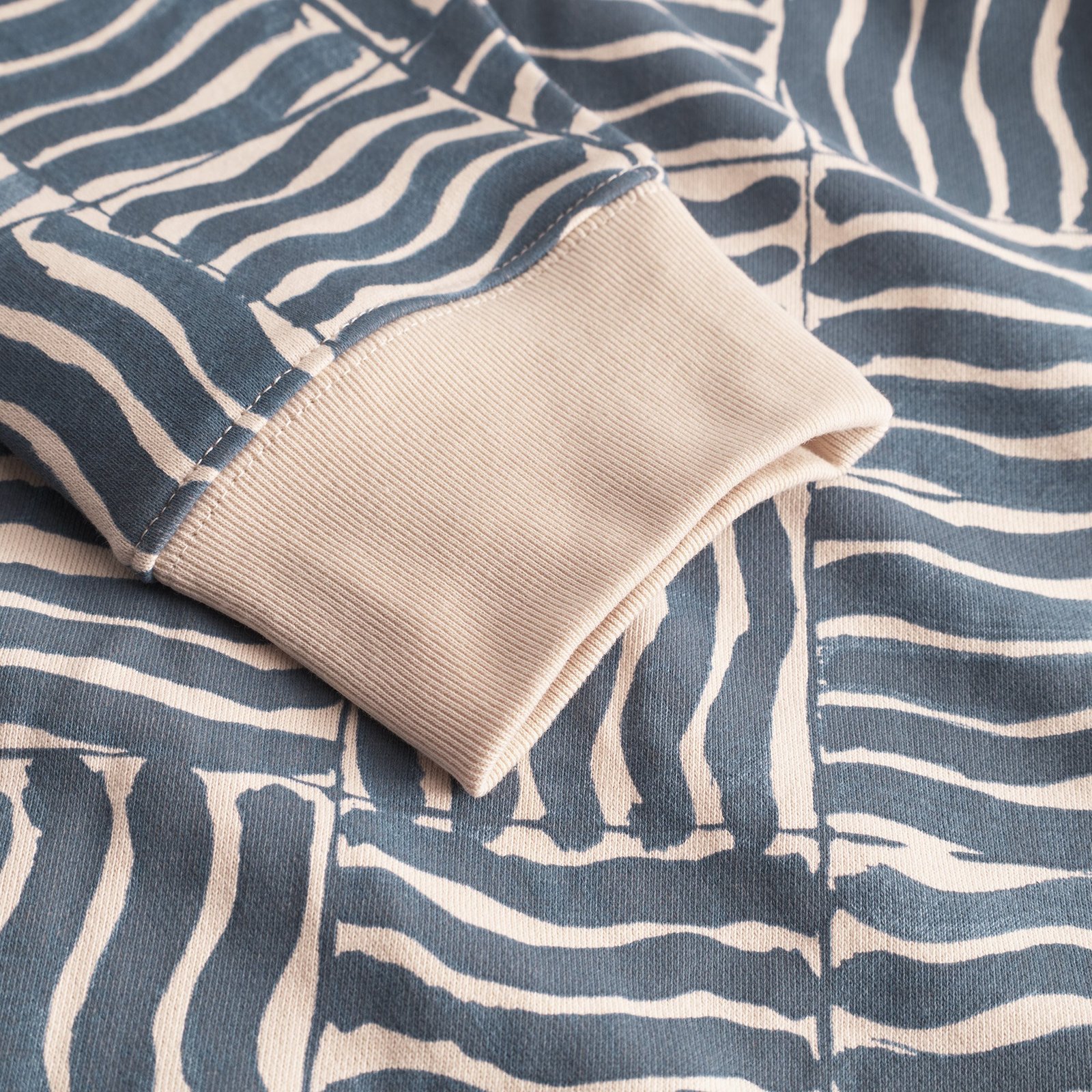 Hoodie Falun Wave Tiles Oat White