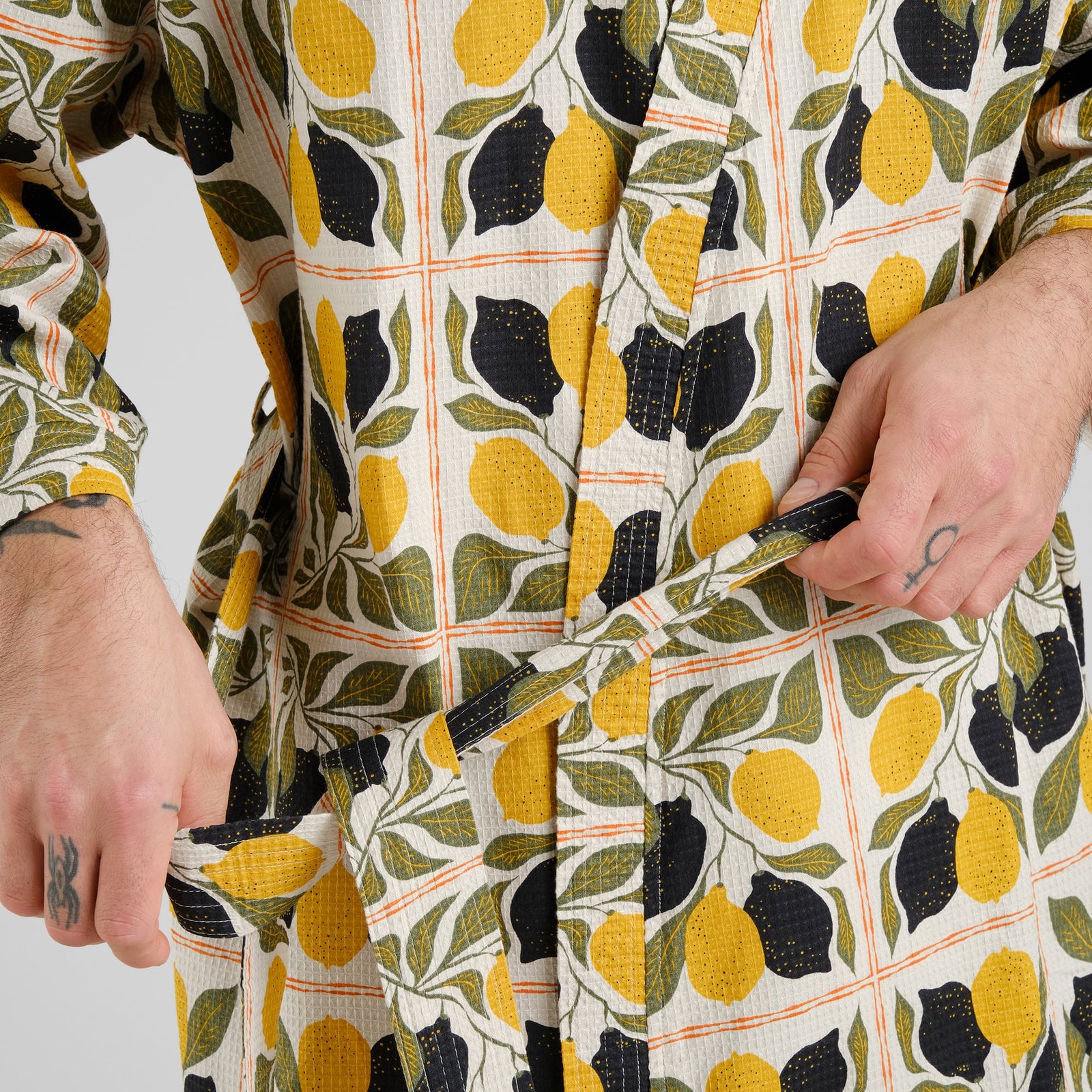 Glabo Bathrobe Lemon Tiles Oat White