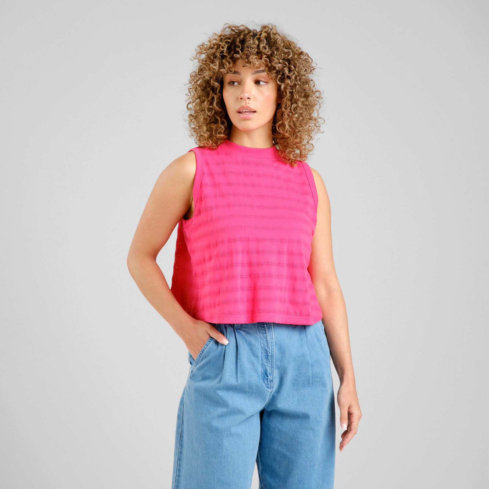 Top Namsos Lace Raspberry Pink