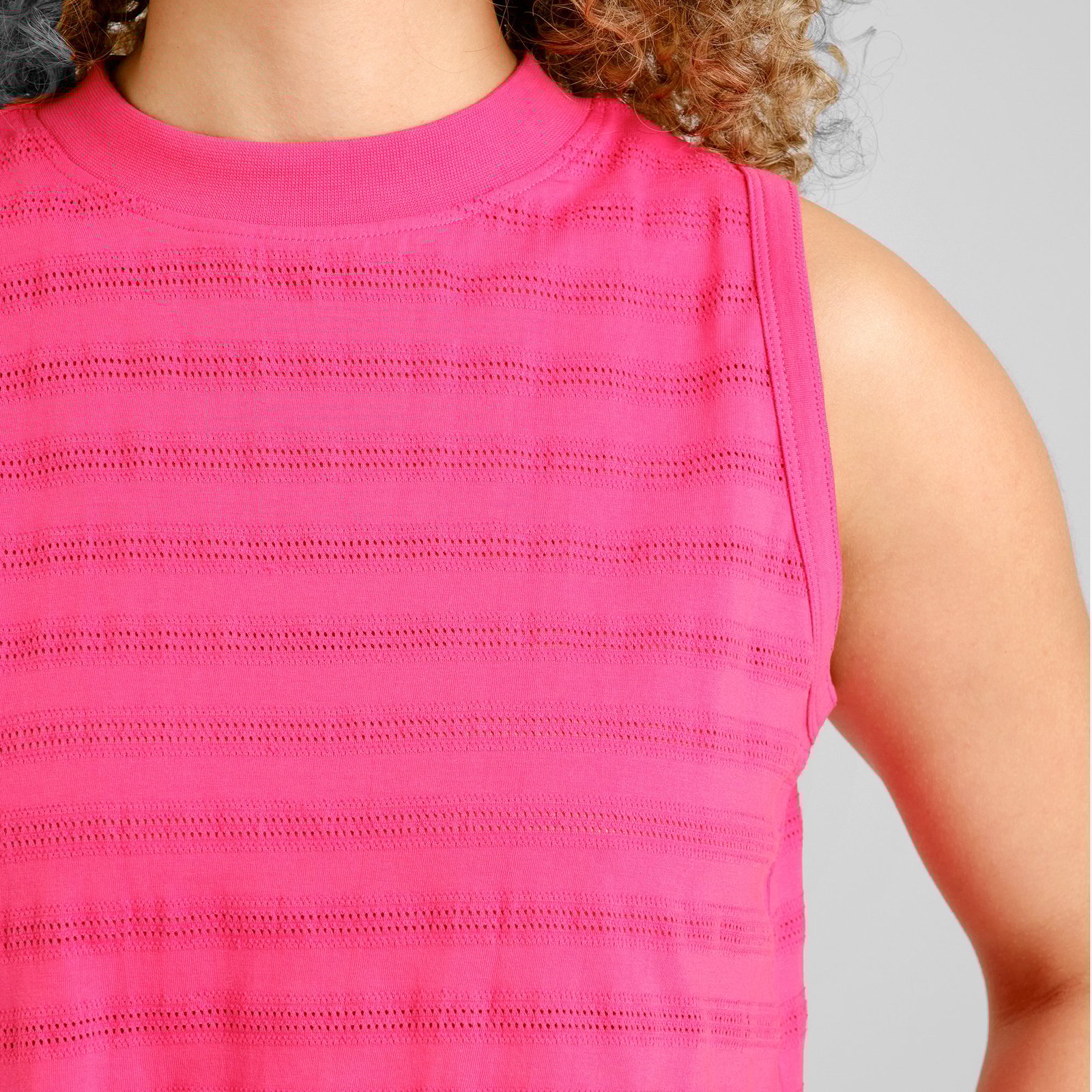 Top Namsos Lace Raspberry Pink