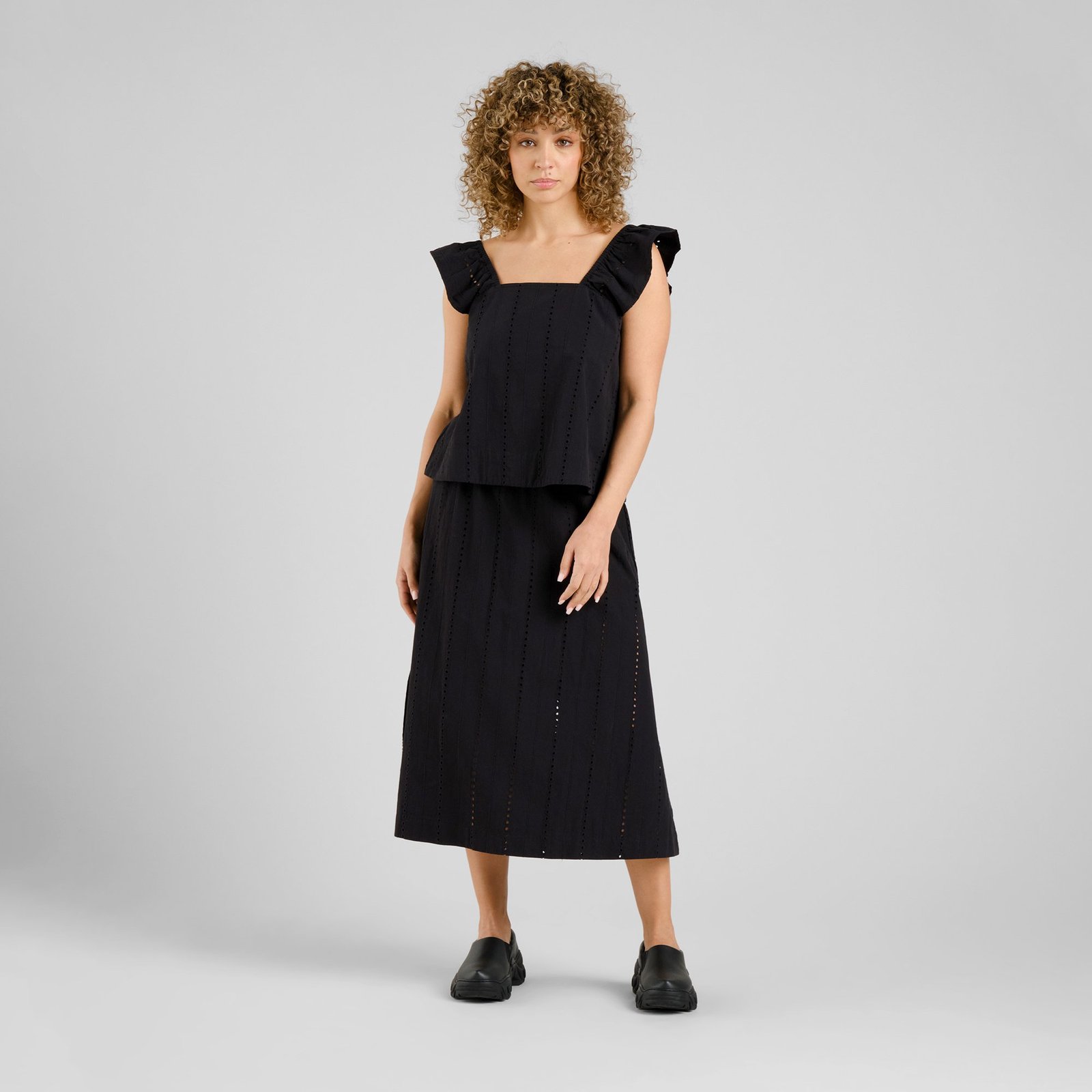 Skirt Viken Schiffli Black