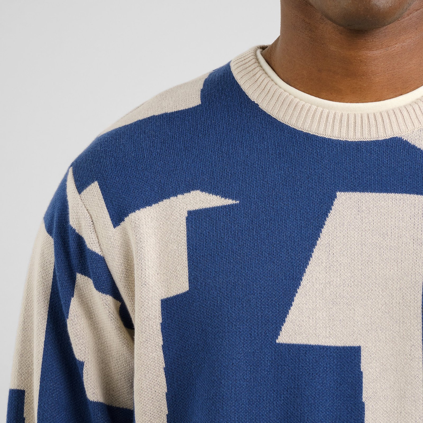 Sweater Mora Abstract Chaos Oat White