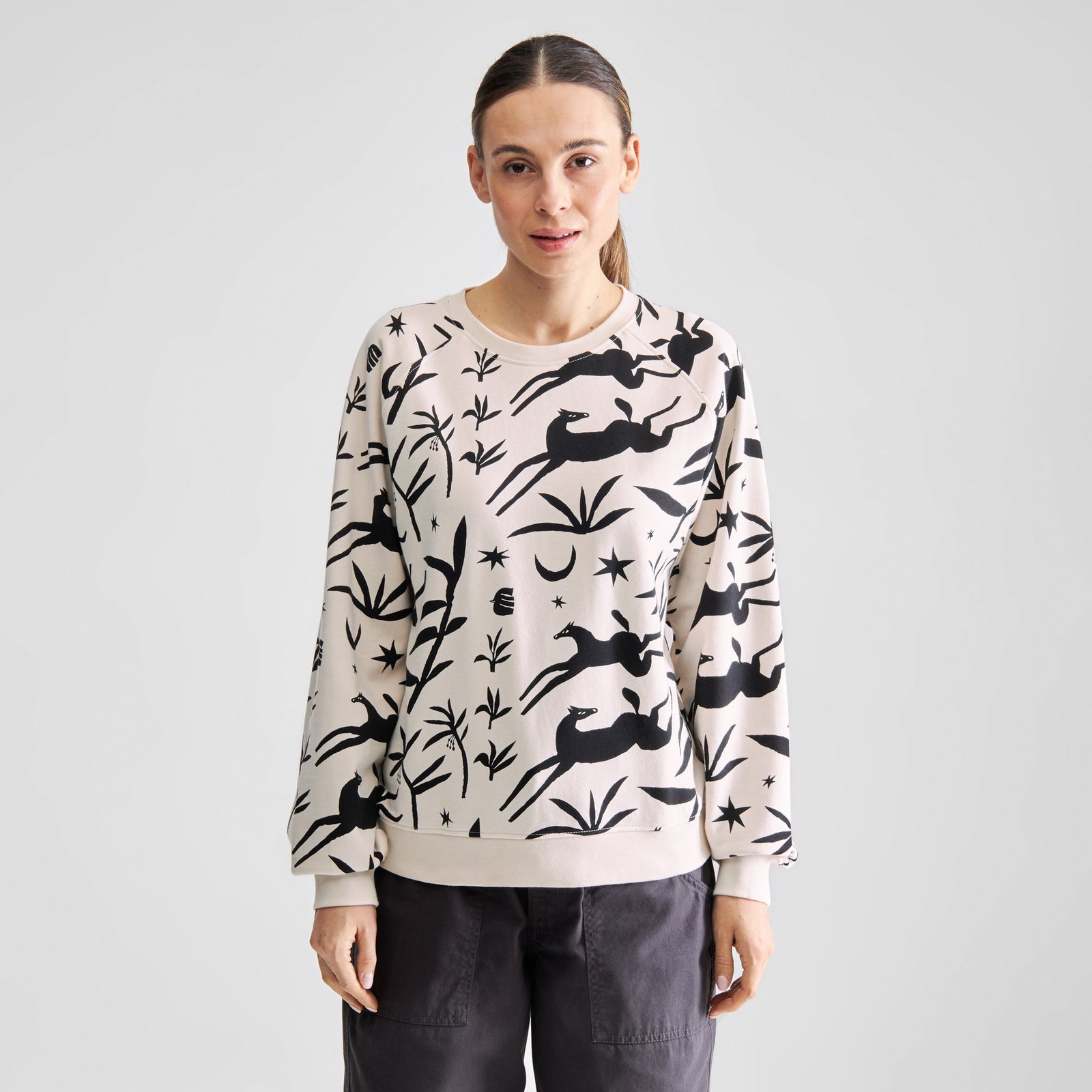 Sweatshirt Ystad Papercut Horses Oat White