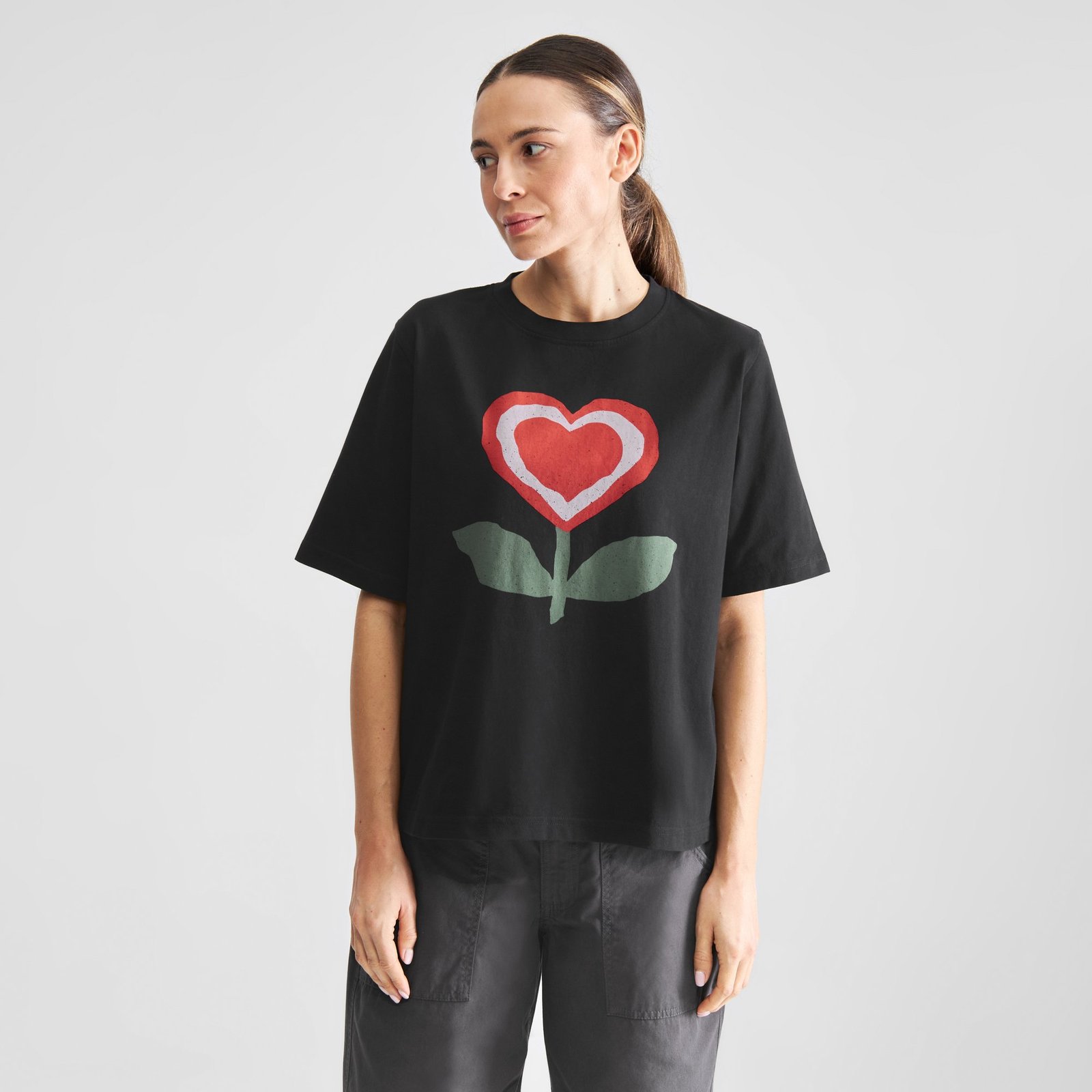 T-shirt Vadstena Love Flower Black