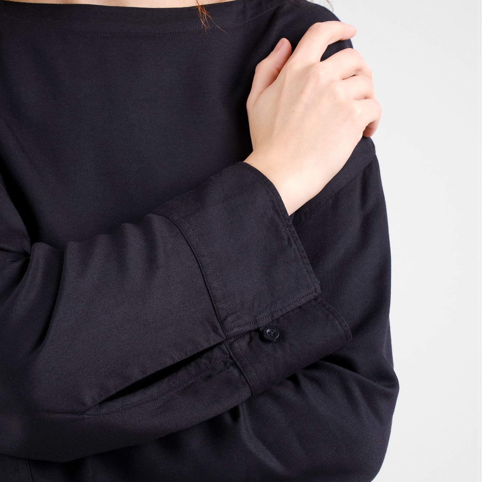 Top Udda Heavy Viscose Black