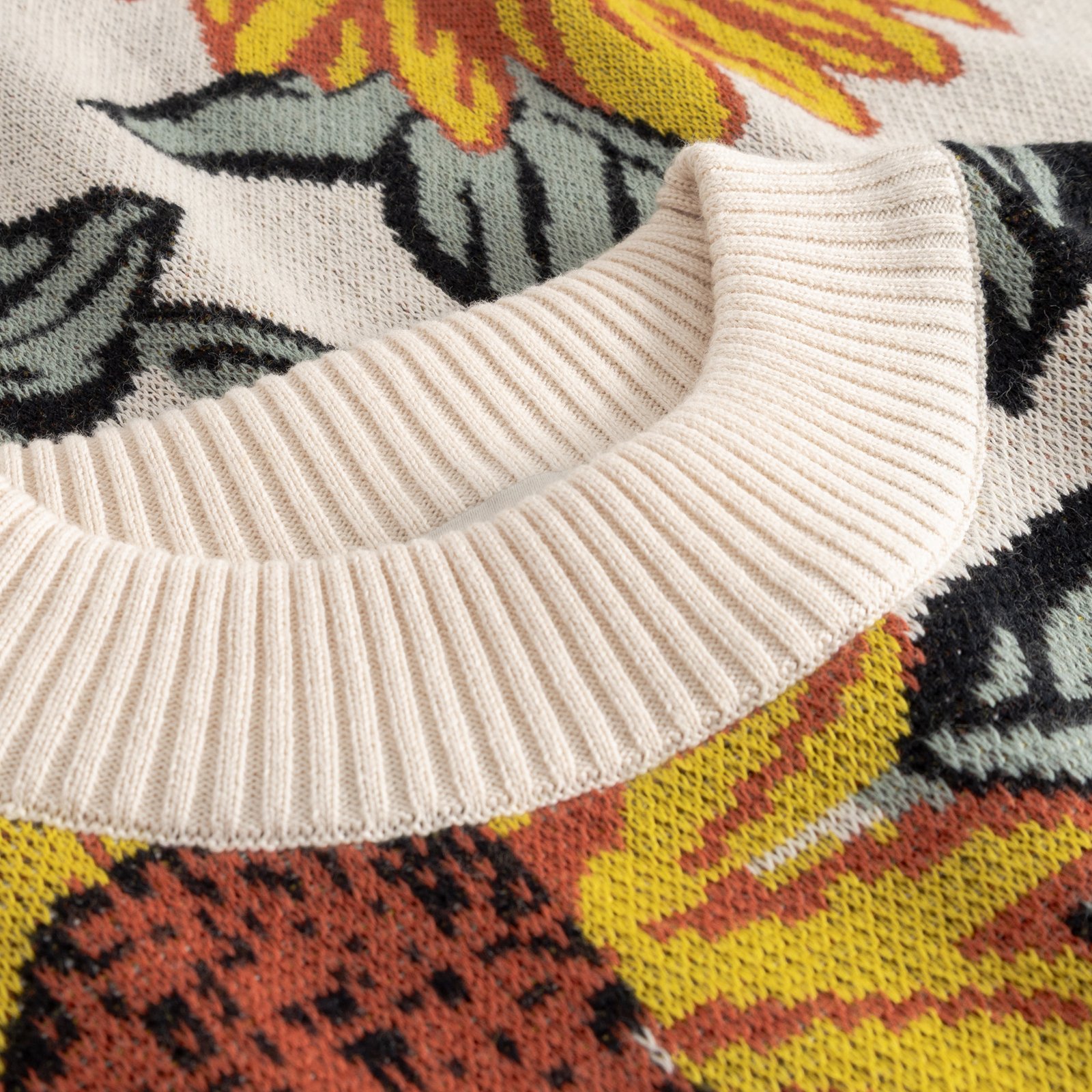 Sweater Limhamn Sunflower AOP Vanilla White