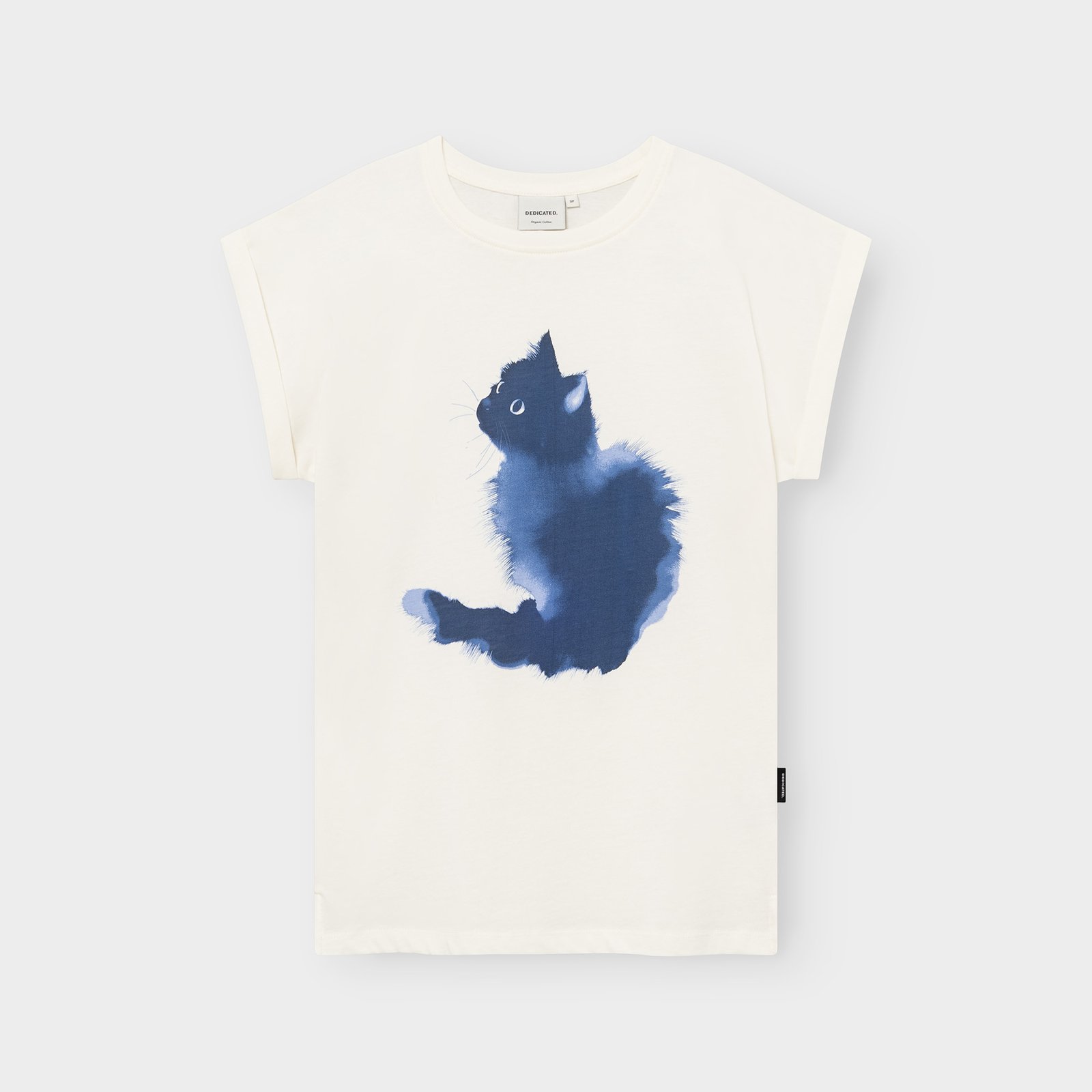Studio shot of the off-white Visby t-shirt, featuring a beautiful blue watercolor illustration of a fluffy cat.