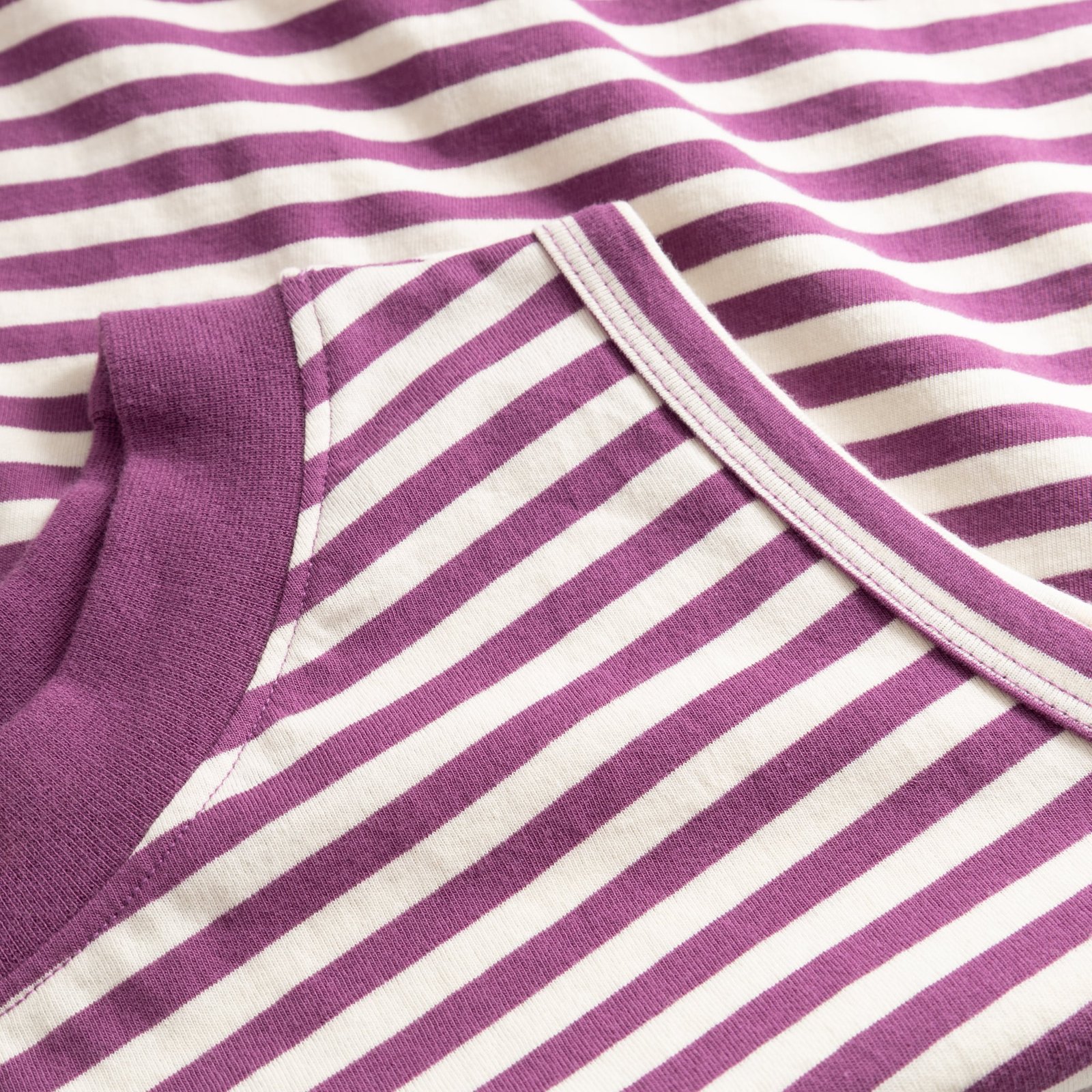 Top Namsos Stripes Purple/Off-White