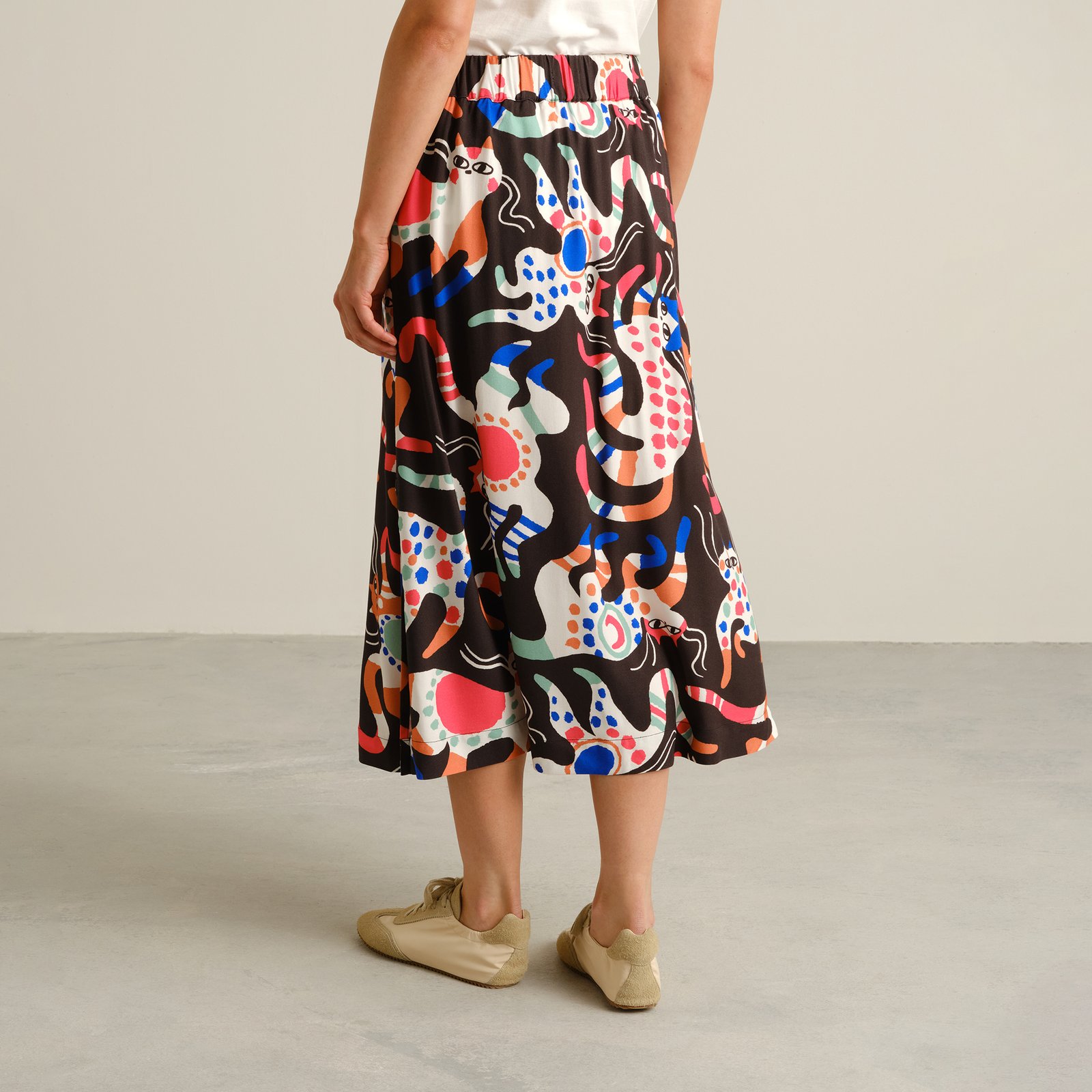 DEDICATED - Skirt Viken Magic Cats