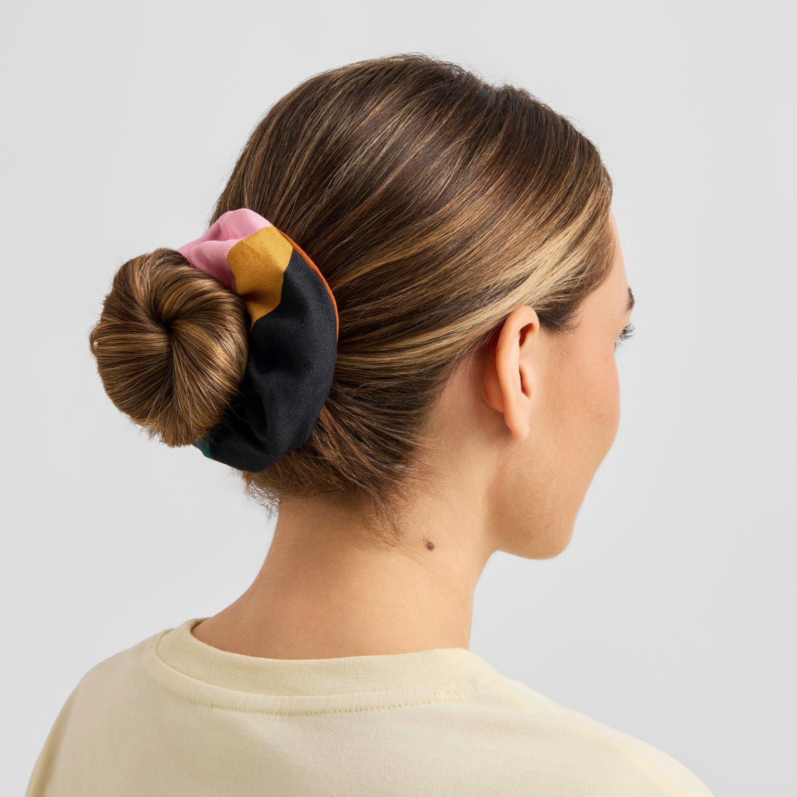 Scrunchie Abstract Fruit