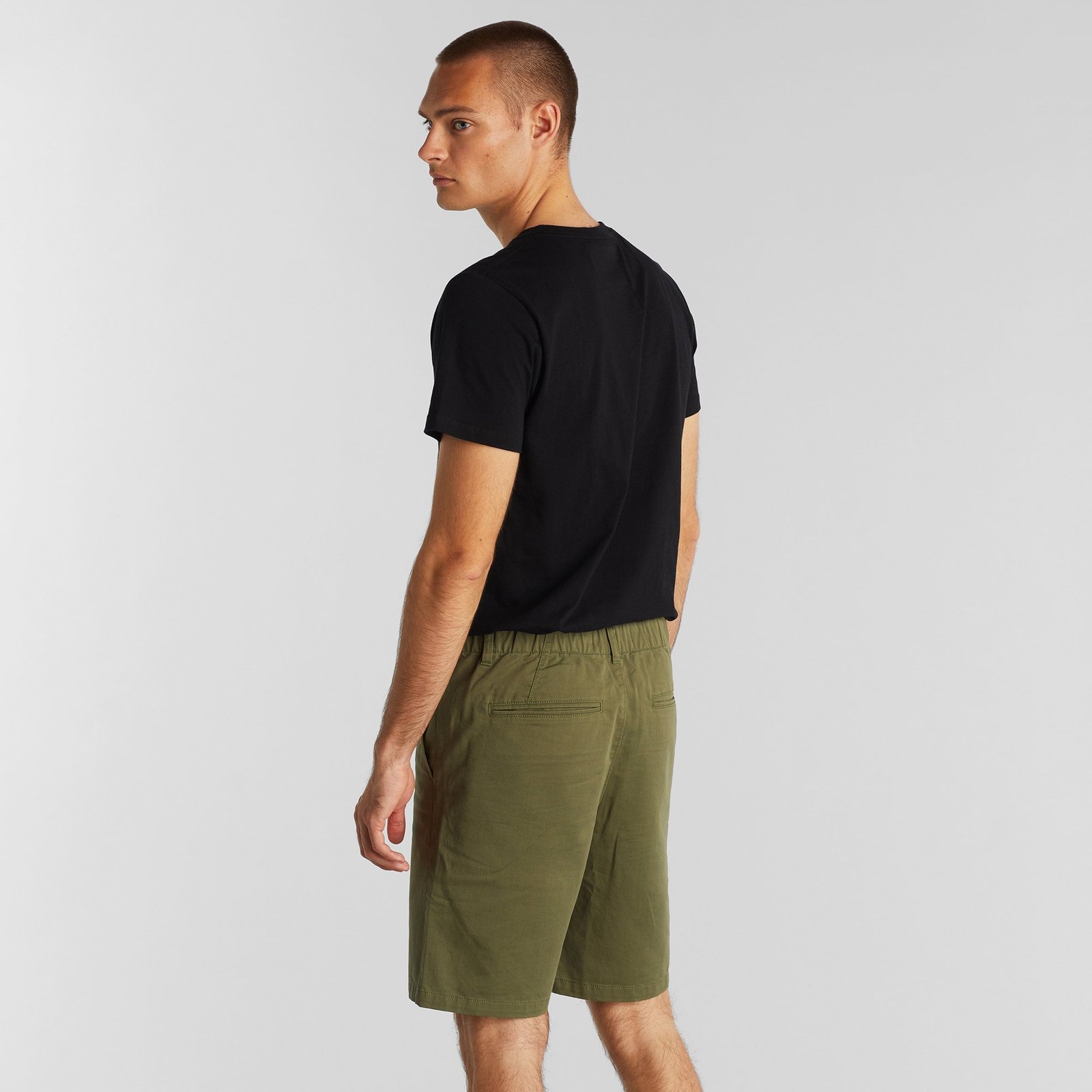 Chino Shorts Nacka Olive Green