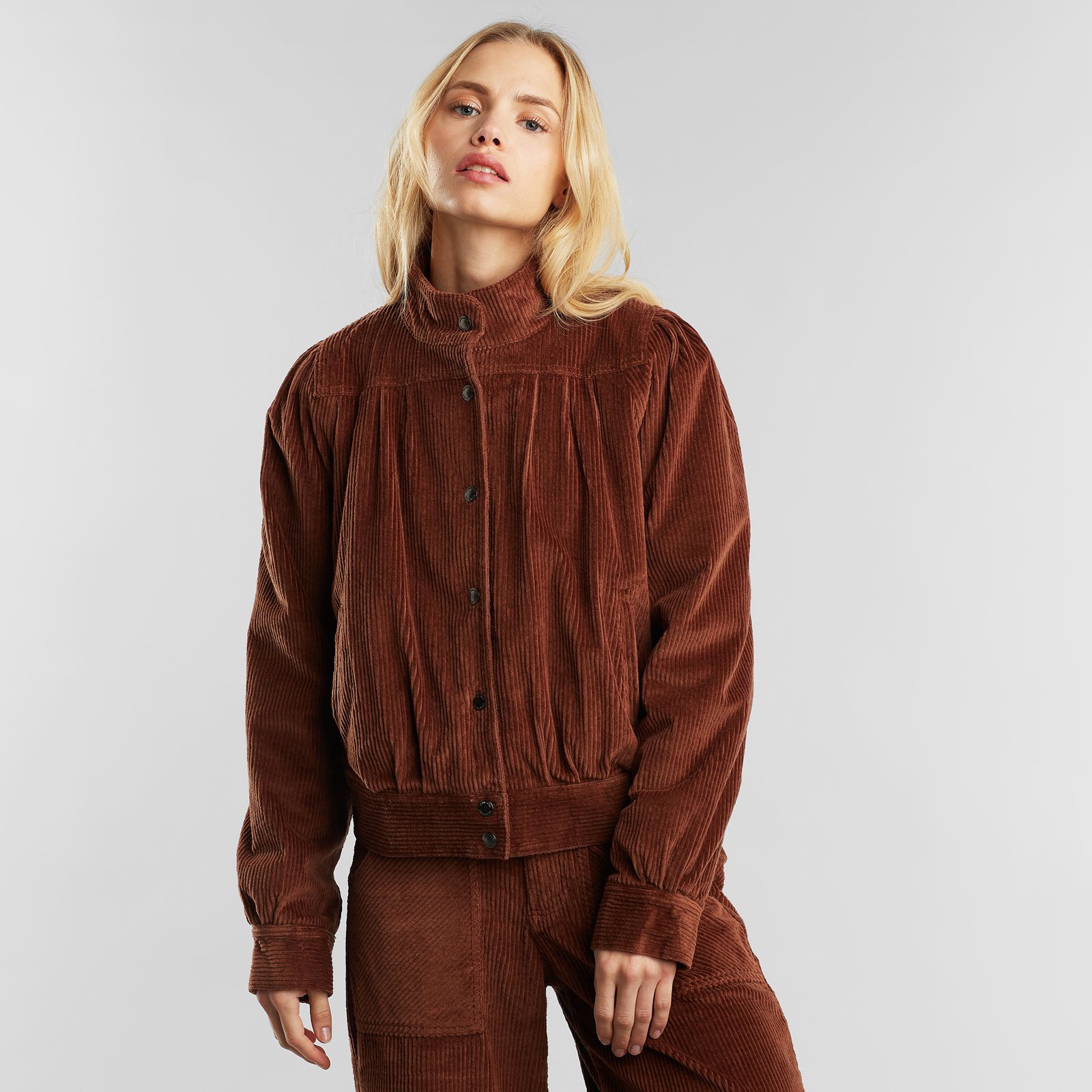 Padded Jacket Ljungby Corduroy Brown