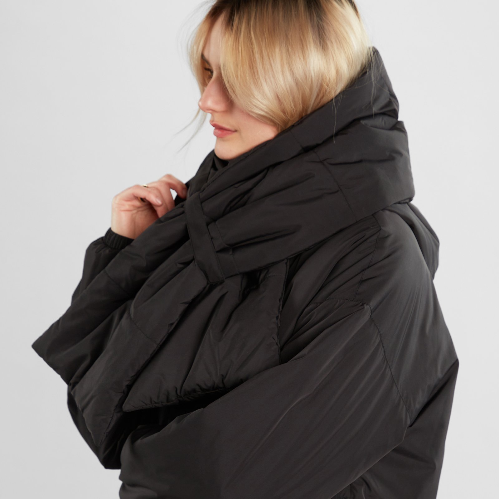 Puffer Scarf Pajala Black