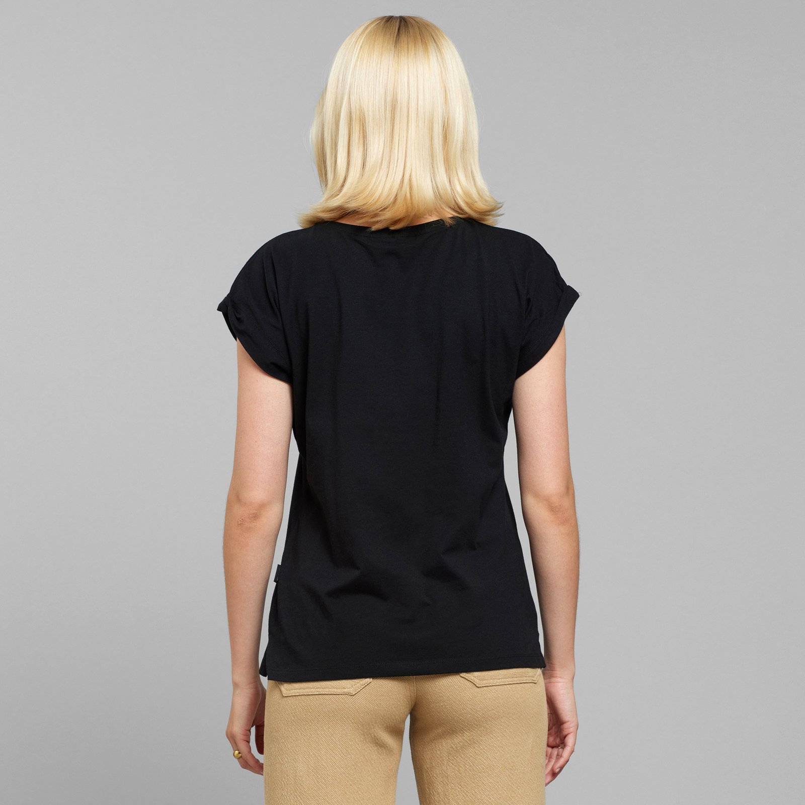 T-shirt Visby Butterfly Birth Black