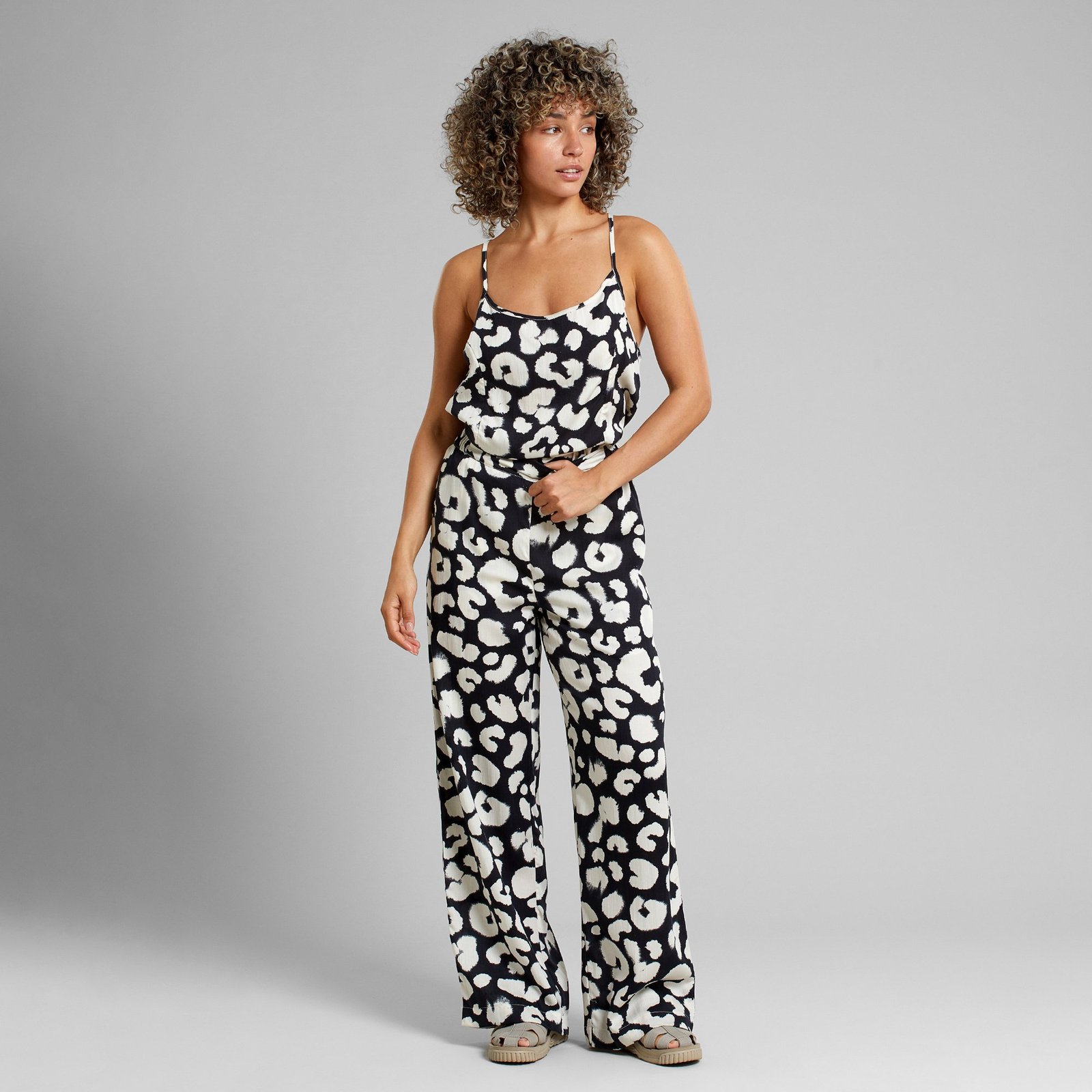 Strap Top Hoby Painted Leopard Black