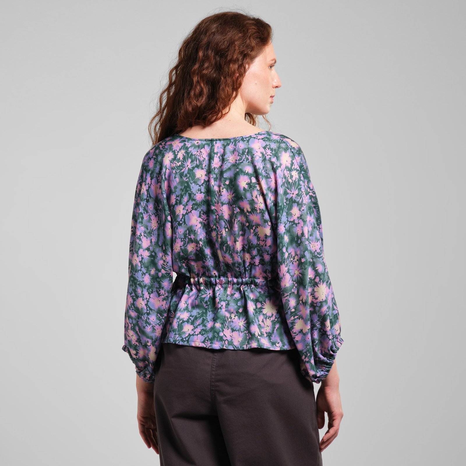 Wrap Top Rosenvik Blurred Flowers Purple