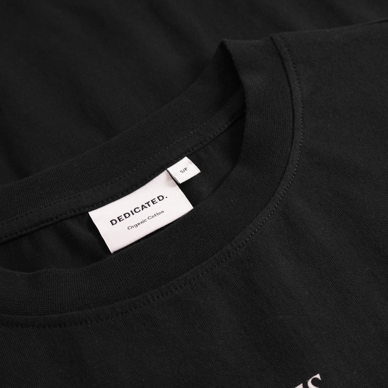 T-shirt Vadstena Future is Female Black