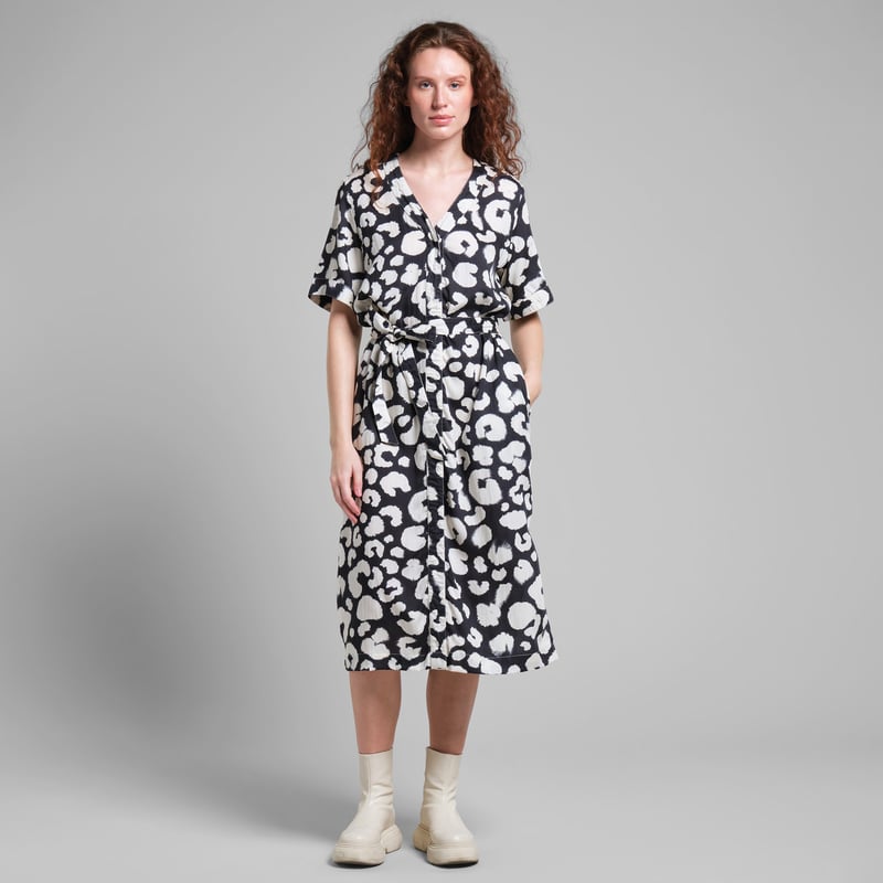 Dress Kallvik Painted Leopard Black