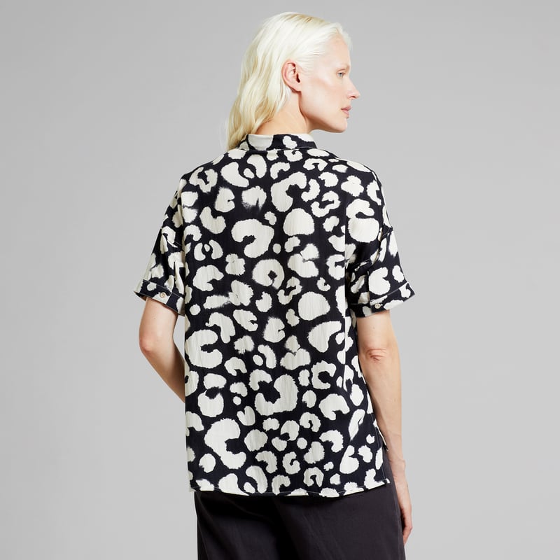 Shirt Nibe Painted Leopard Black
