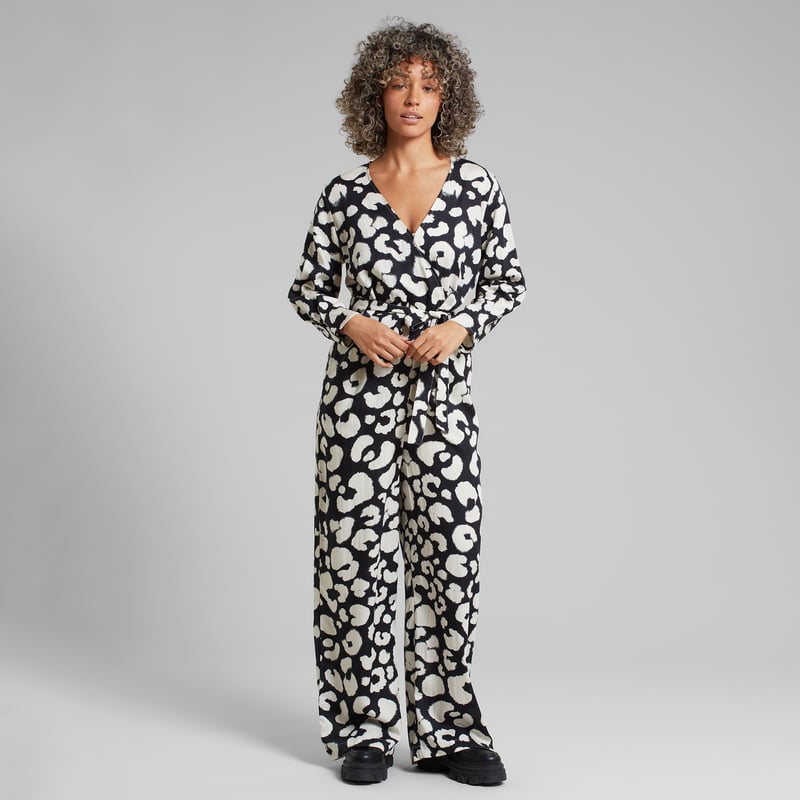 Wrap Jumpsuit Farsta Painted Leopard Black