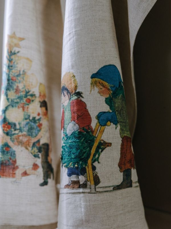 Kitchen towel Children of Noisy Village, chapter 2