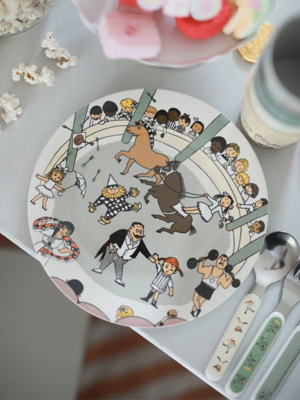 Flat plate Pippi Longstocking - Circus