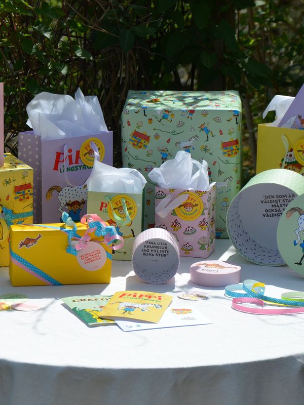 Pippi Langstrumpf Geschenktüte Gelb – Mittel