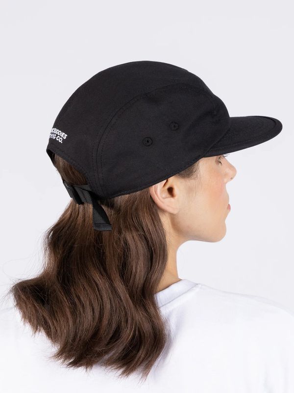 5-Panel-Cap Pippi Langstrumpf auf der Leiter - Schwarz