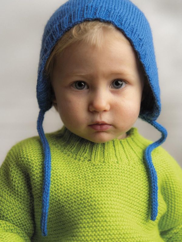 Knitting-Kit bonnet and sweater The Children of Noisy Village