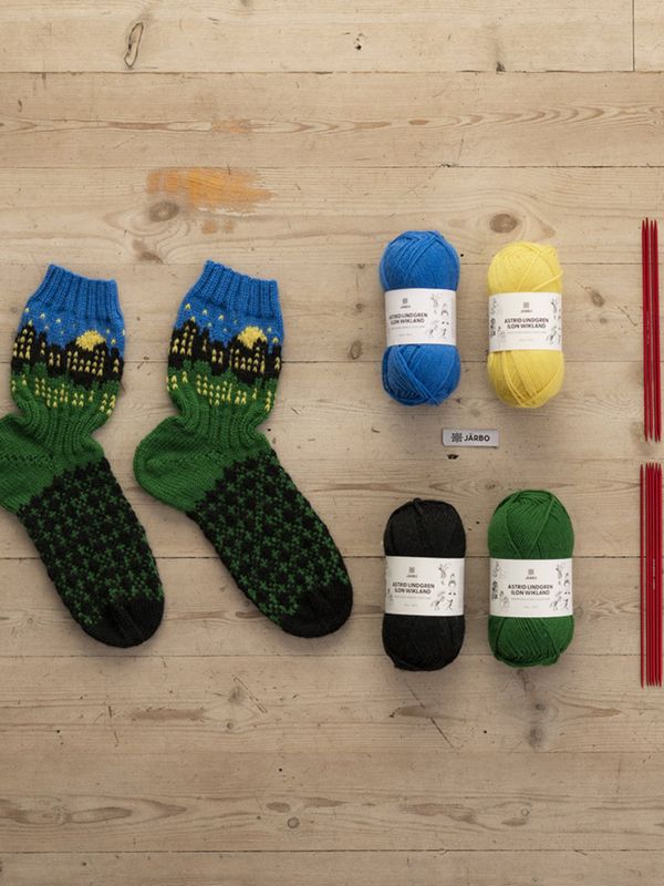 Knitting-Kit socks Karlsson on the Roof