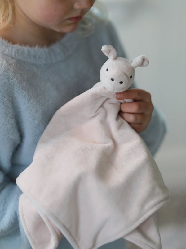 Comfort blanket Bamsen Lotta on Troublemaker Street