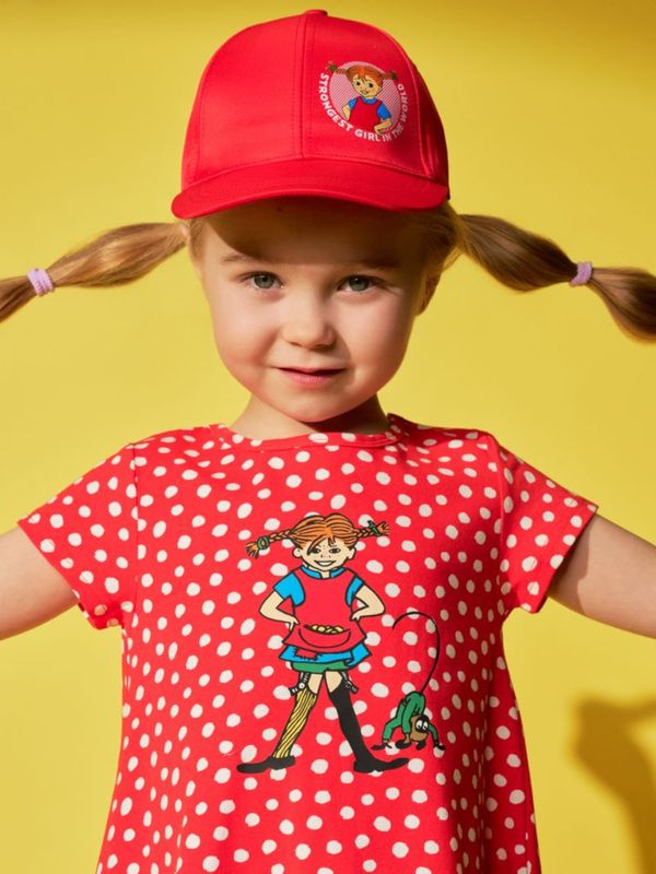 Barnkeps Pippi Långstrump Strongest Girl - Röd