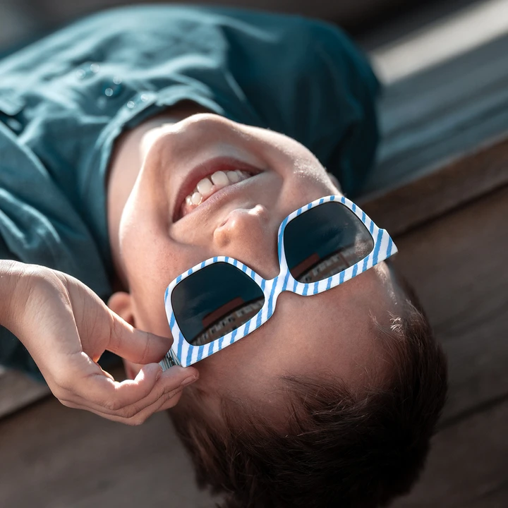 Sunglasses Patterned Blue/White