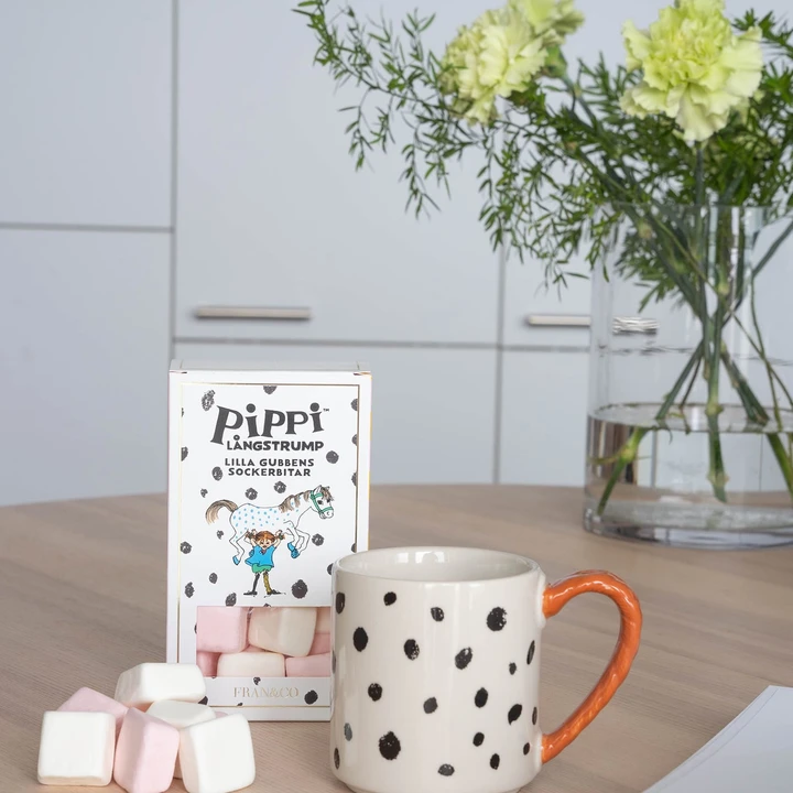 Geschenkset Tasse & Süßigkeiten – Pippi Langstrumpf & Kleiner Onkel Zuckerwürfel