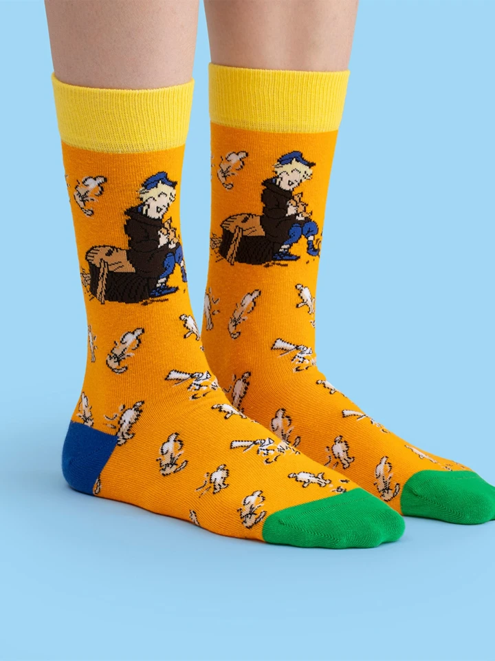 Socks Emil in Lönneberga carving his wooden figures - Adult