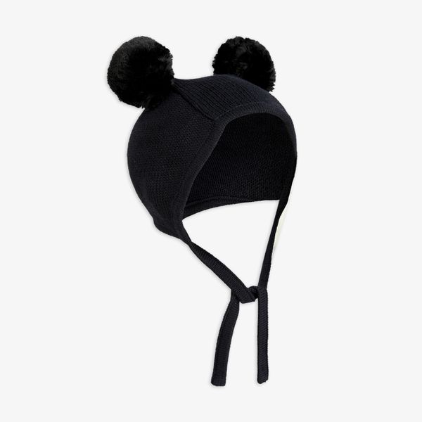 Fine knit baby hat