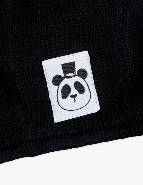 Fine knit baby hat