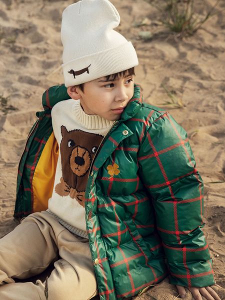 Bear intarsia knit sweater