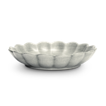 Grå